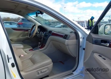 2004 Lexus Es 330 from USA, damaged, VIN JTHBA30G145037408